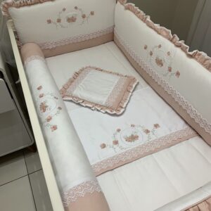 Kit Berço Floral com Renda